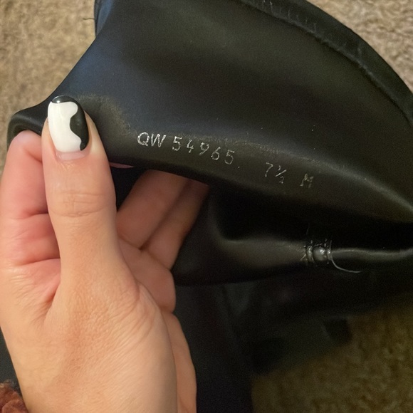 Stuart weitzman lowland black over the knee boots size 7.5 ( fits 8.5) - Picture 6 of 6